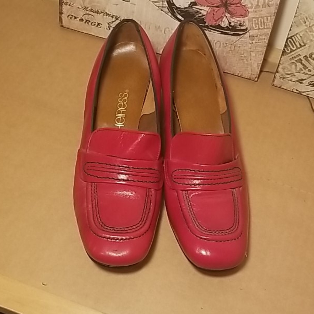Vintage Heiress Ladies casual shoes 7.5